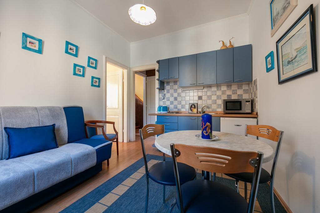 Apartments Kastelani Komiža Zewnętrze zdjęcie