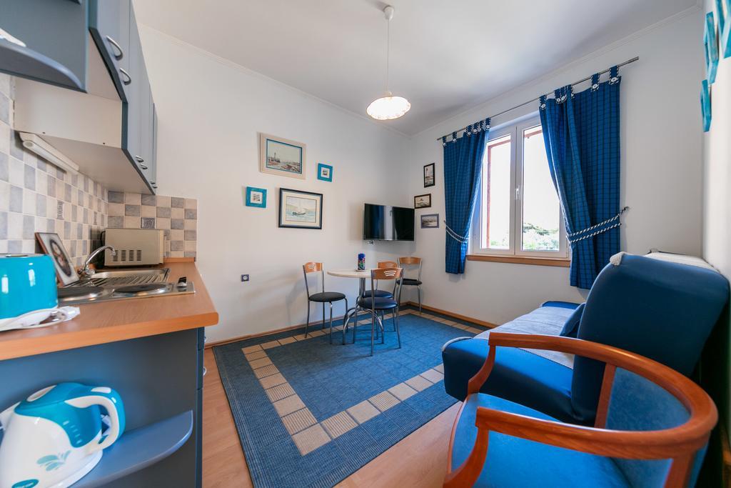 Apartments Kastelani Komiža Zewnętrze zdjęcie