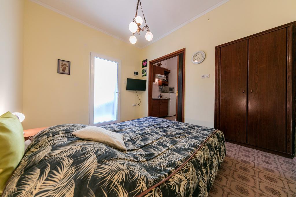Apartments Kastelani Komiža Zewnętrze zdjęcie
