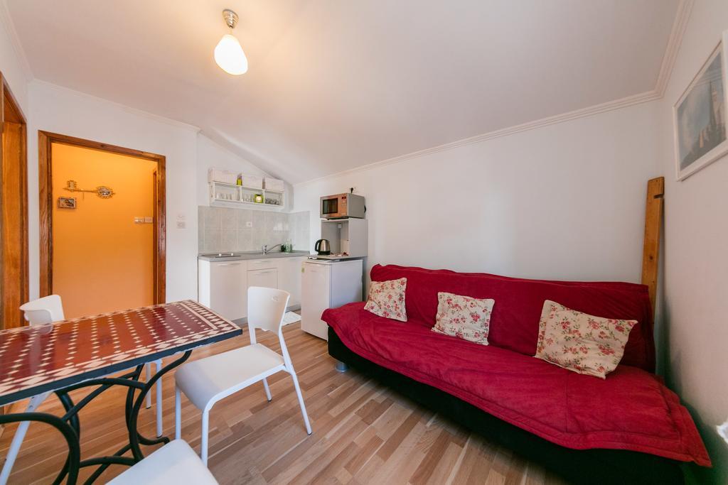 Apartments Kastelani Komiža Zewnętrze zdjęcie
