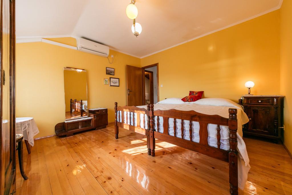Apartments Kastelani Komiža Zewnętrze zdjęcie